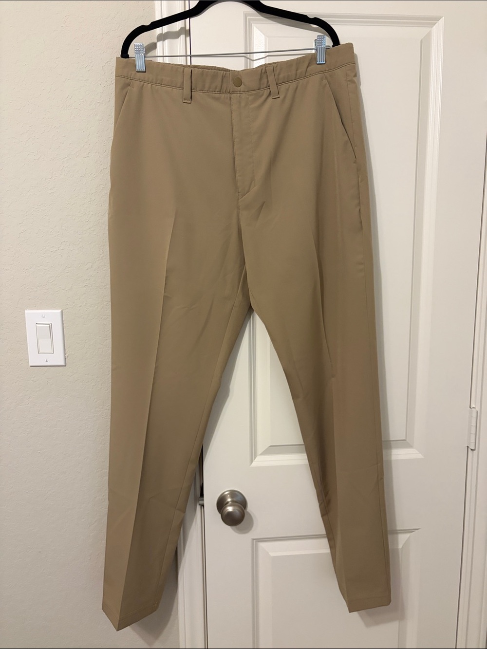 Xersion Men's Chino Pants in Khaki Tan